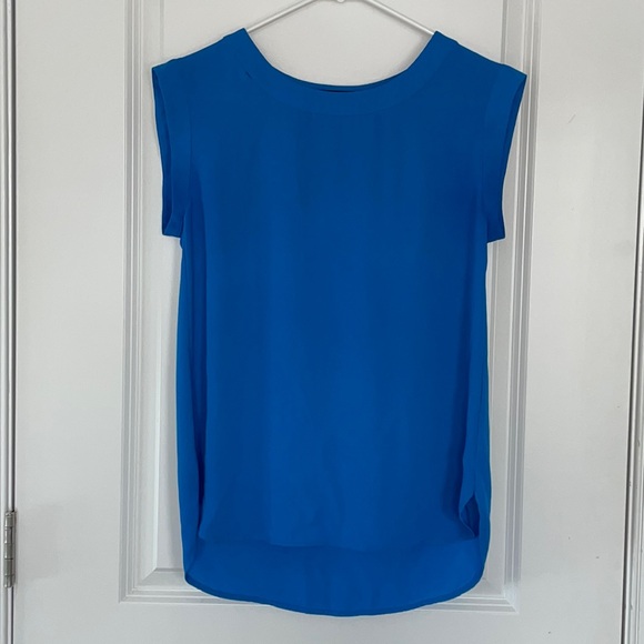 J. Crew Tops - J.Crew Blue Sleeveless Cap Sleeve Drapey Blouse Top Size 2